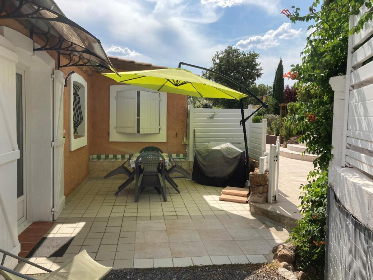 Les Chenes Chez Jo Et Aime Bed & Breakfast Regusse Exterior photo